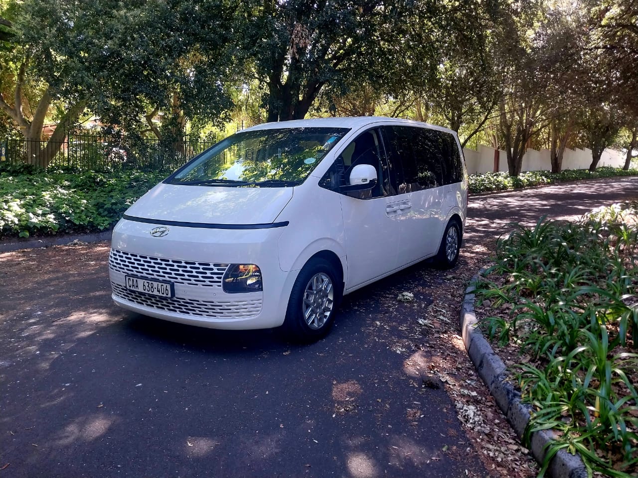 Hyundai Staria GO